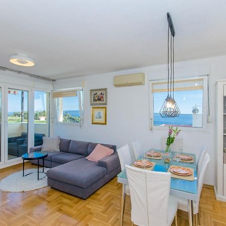 Modern Apartment With Sea View And Secure Garage Split Eksteriør billede